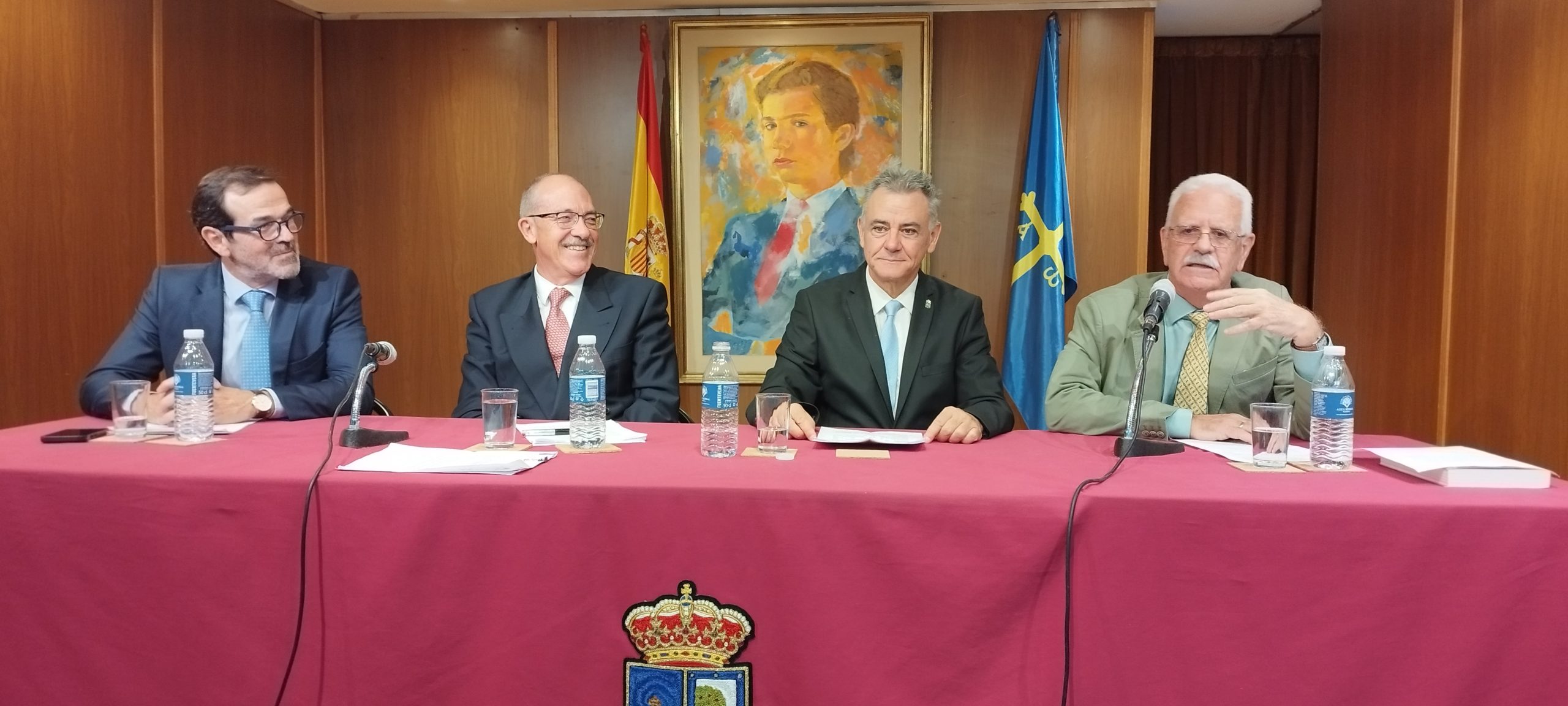 Mesa de ponentes de ese día